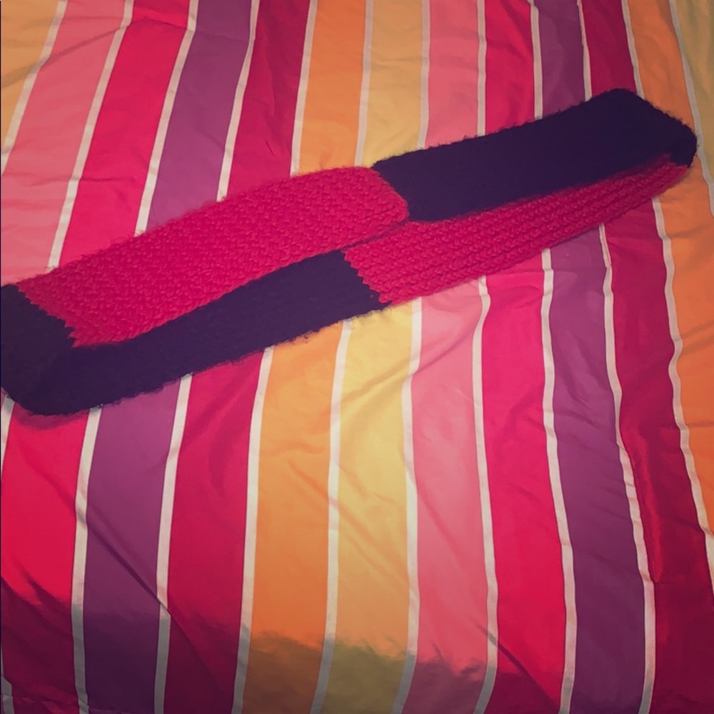 100% wool Infiniti scarves